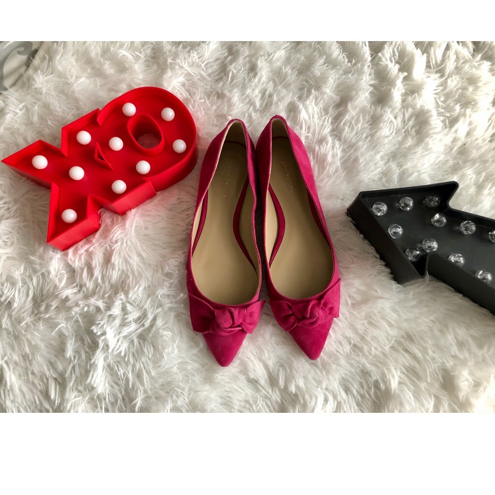 Ann Taylor Camryn Suede 🎀 flat